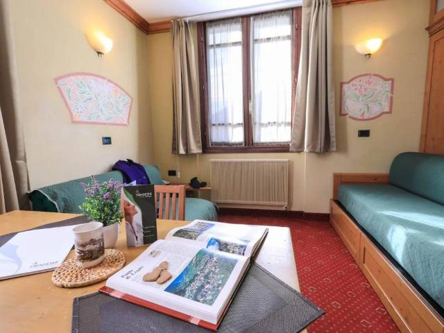 Villa Indipendente in vendita a Comunità montana della valle Camonica, Ponte Di Legno