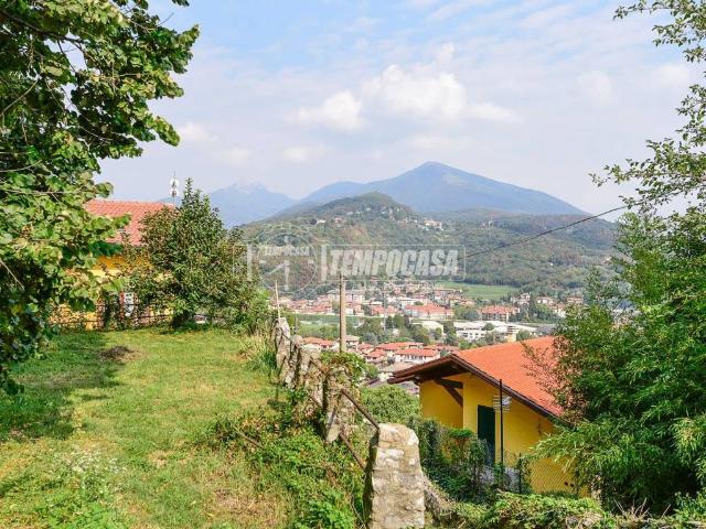 Villa Indipendente in vendita a Lezza, Ponte Lambro