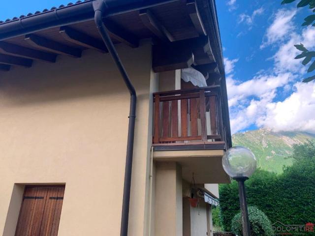 Villa Indipendente in vendita a Ponte nelle Alpi, Piaia