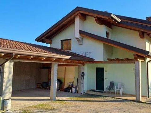 Villa Indipendente in vendita a Ponte nelle Alpi, Soccher