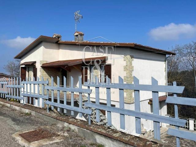 Villa Indipendente in vendita a Ponte Nizza, Lombardia