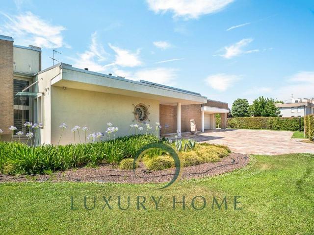 Villa Indipendente in vendita a Rio, Ponte San Nicolò