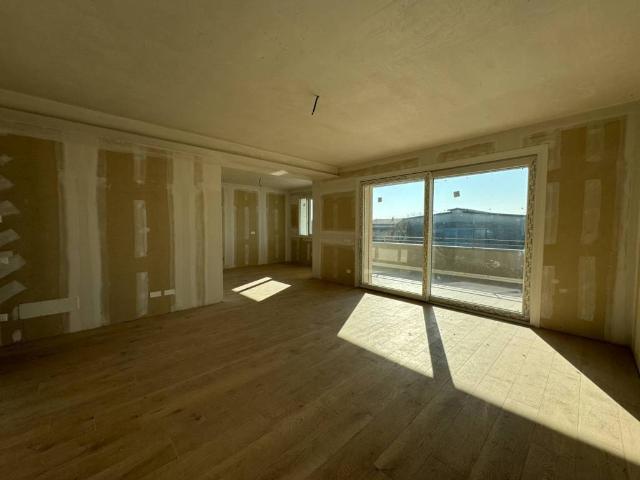 Villa Indipendente in vendita a Locate Bergamasco, Ponte San Pietro