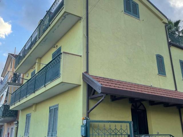Villa Indipendente in vendita a Aquara, Pontecagnano