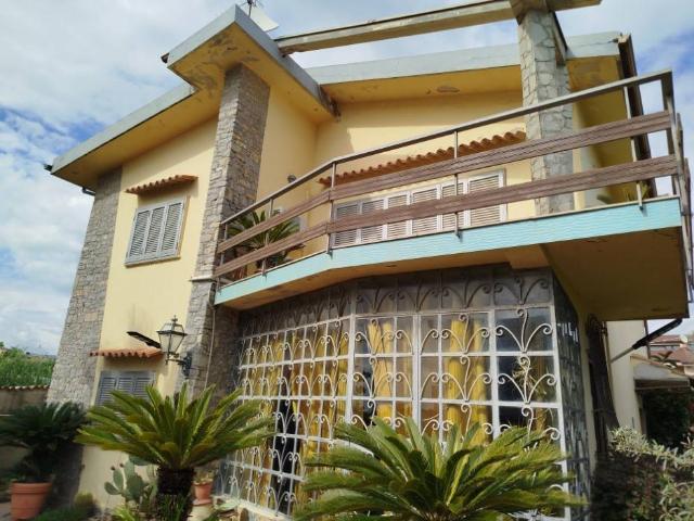 Villa Indipendente in vendita a Pontecagnano, Campania