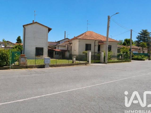 Villa Indipendente in vendita a Piemonte, Alessandria