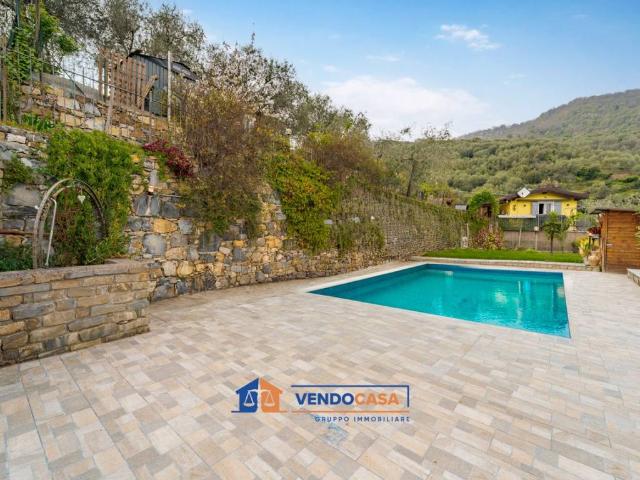 Villa Indipendente in vendita a Pontedassio, Liguria