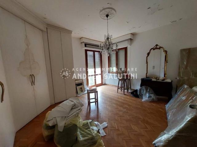 Villa Indipendente in vendita a Pontedera, Toscana