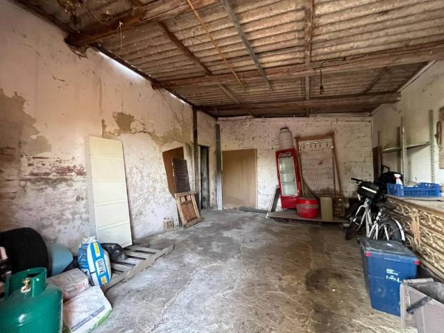 Villa Indipendente in vendita a Santa Lucia, Pontedera