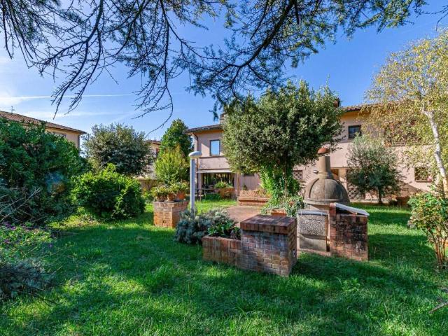 Villa Indipendente in vendita a La Borra, Pontedera
