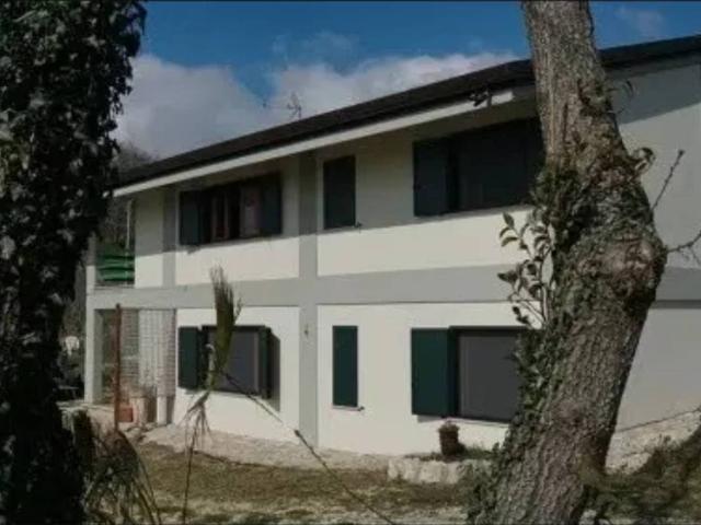 Villa Indipendente in vendita a Pontelandolfo, Campania