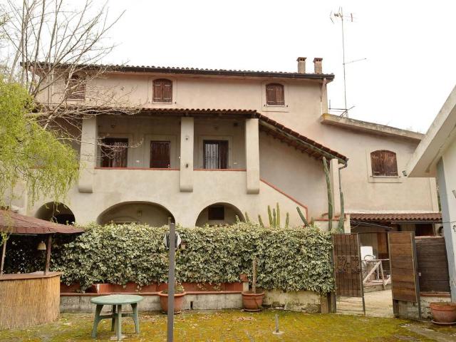 Villa Indipendente in vendita a Pontelatone, Campania