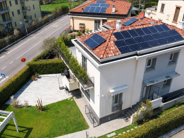 Villa Indipendente in vendita a Pontesecco, Ponteranica