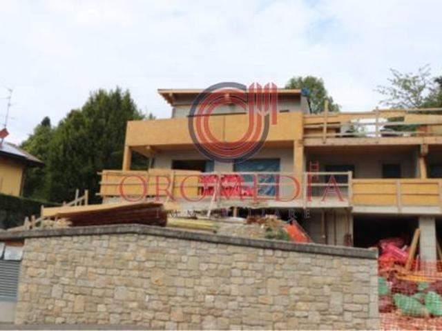 Villa Indipendente in vendita a Ponteranica, Lombardia
