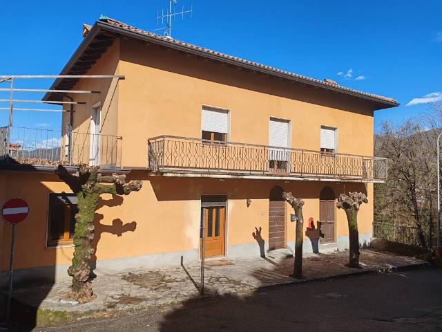 Villa Indipendente in vendita a Valbona, Ponteranica