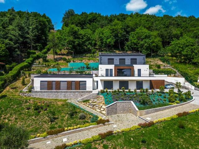 Villa Indipendente in vendita a Ponteranica, Lombardia