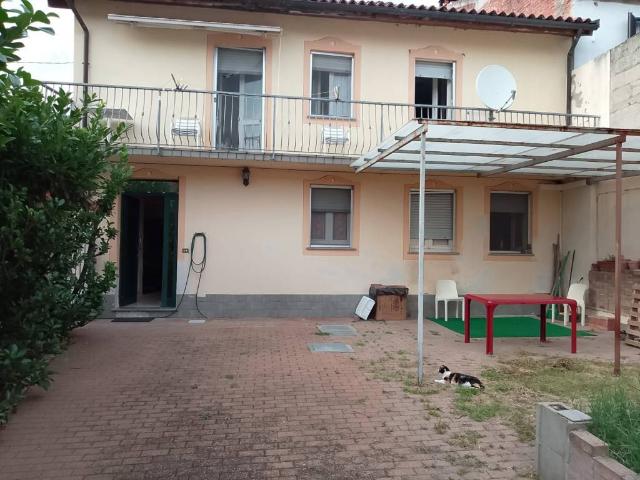 Villa Indipendente in vendita a Piemonte, Alessandria