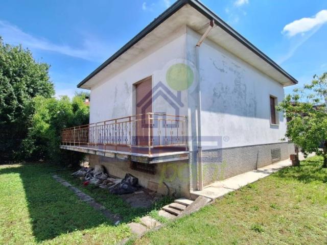 Villa Indipendente in vendita a Pontevico, Lombardia
