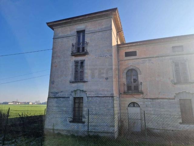 Villa Indipendente in vendita a Pontevico, Lombardia