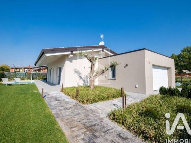 Villa Indipendente in vendita a Ponti Sul Mincio, Lombardia