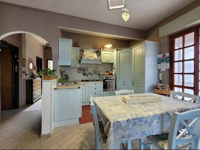 Villa Indipendente in vendita a Pontinvrea, Liguria
