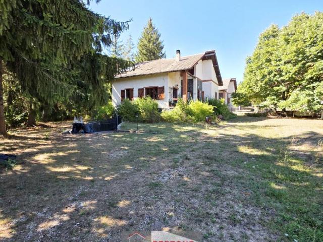Villa Indipendente in vendita a Pontinvrea, Liguria