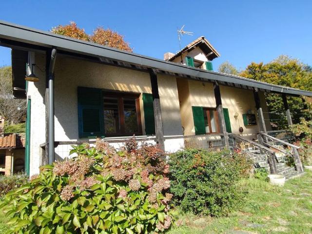Villa Indipendente in vendita a Pontinvrea, Liguria