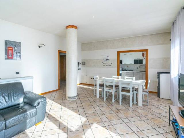 Villa Indipendente in vendita a Pontoglio, Lombardia