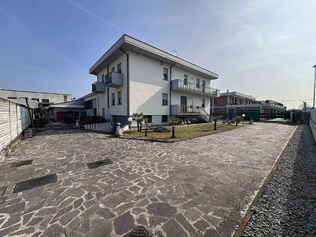 Villa Indipendente in vendita a Pontoglio, Lombardia