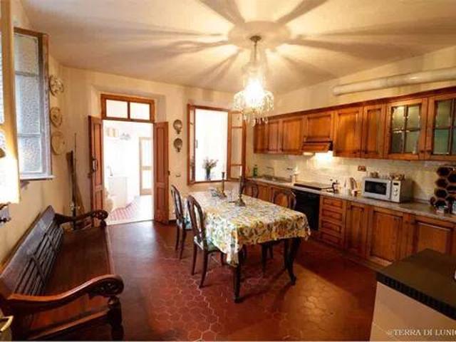 Villa Indipendente in vendita a Guinadi San Rocco, Pontremoli