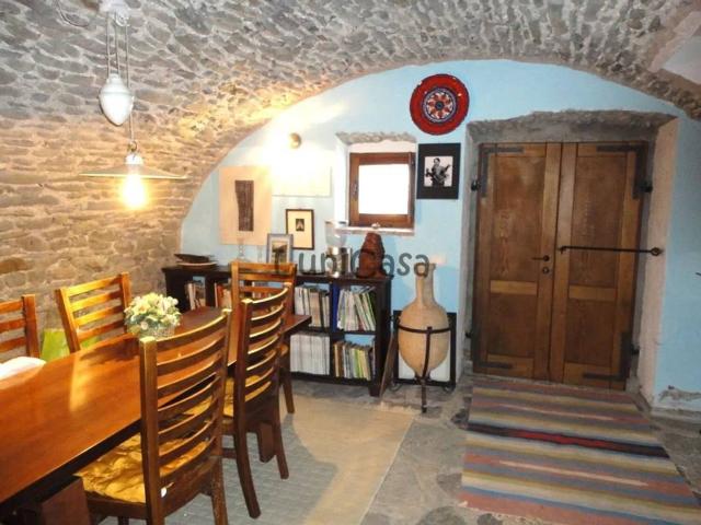 Villa Indipendente in vendita a Pontremoli, Toscana