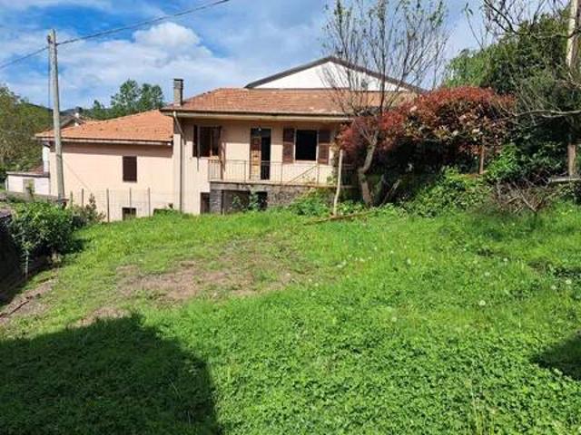 Villa Indipendente in vendita a Cervara, Pontremoli