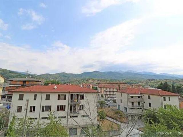 Villa Indipendente in vendita a Santissima Annunziata, Pontremoli