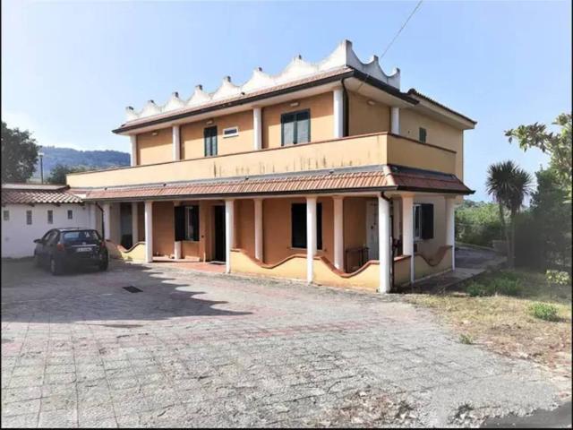 Villa Indipendente in vendita a Roma Capitale, Lazio