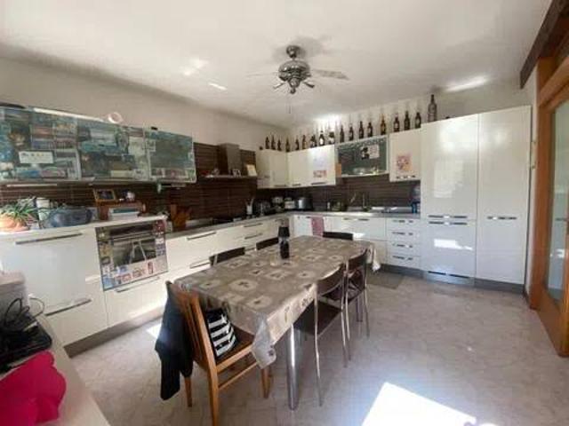 Villa Indipendente in vendita a Ponzano Veneto, Ponzano