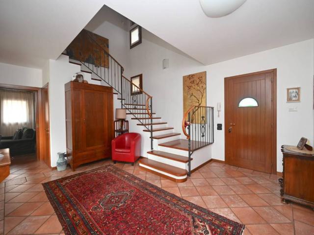 Villa Indipendente in vendita a Ponzano Veneto, Ponzano