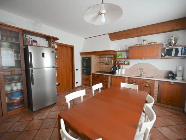 Villa Indipendente in vendita a Ponzano Veneto, Ponzano