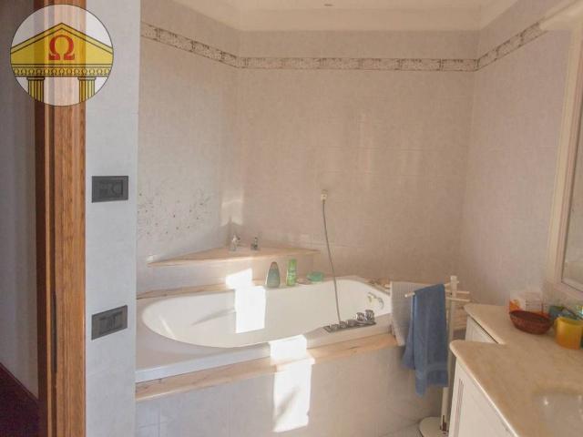 Villa Indipendente in vendita a Ponzano Veneto, Ponzano