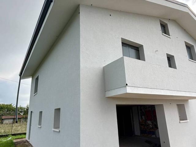 Villa Indipendente in vendita a Ponzano Veneto, Ponzano