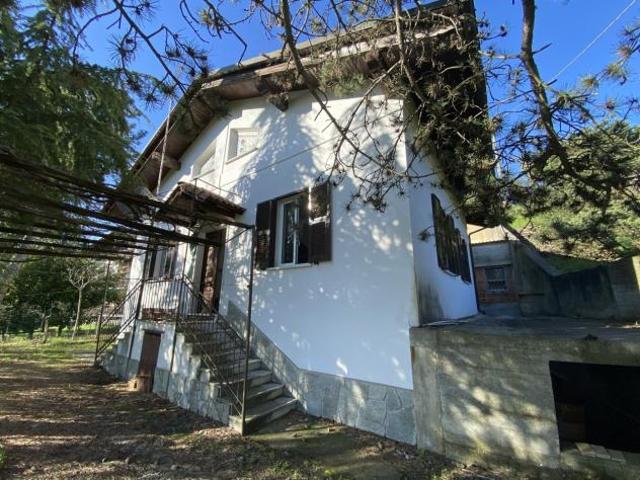 Villa Indipendente in vendita a Piemonte, Alessandria