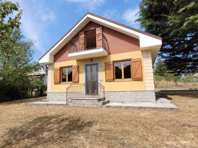 Villa Indipendente in vendita a Piemonte, Alessandria