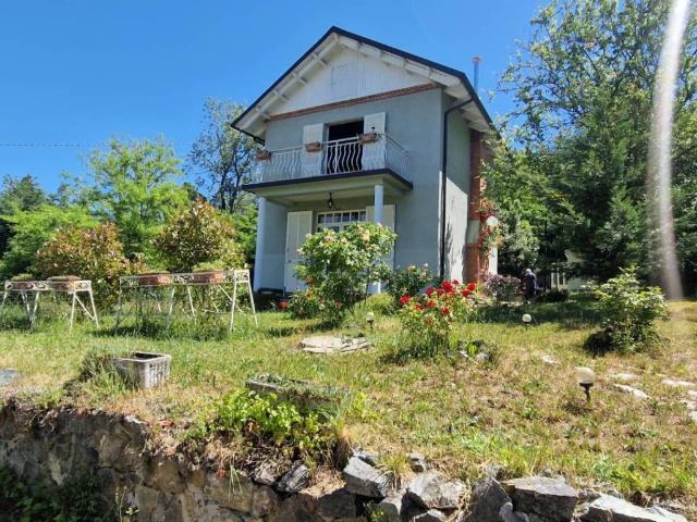 Villa Indipendente in vendita a Piemonte, Alessandria