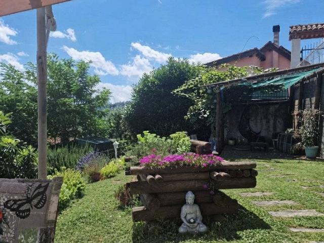 Villa Indipendente in vendita a Piemonte, Alessandria