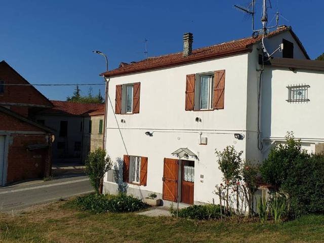 Villa Indipendente in vendita a Piemonte, Alessandria