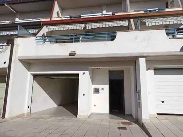 Villa Indipendente in vendita a Popoli, Abruzzo