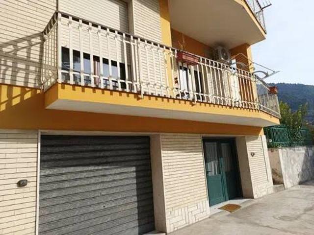 Villa Indipendente in vendita a Popoli, Abruzzo