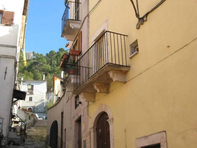 Villa Indipendente in vendita a Popoli, Abruzzo
