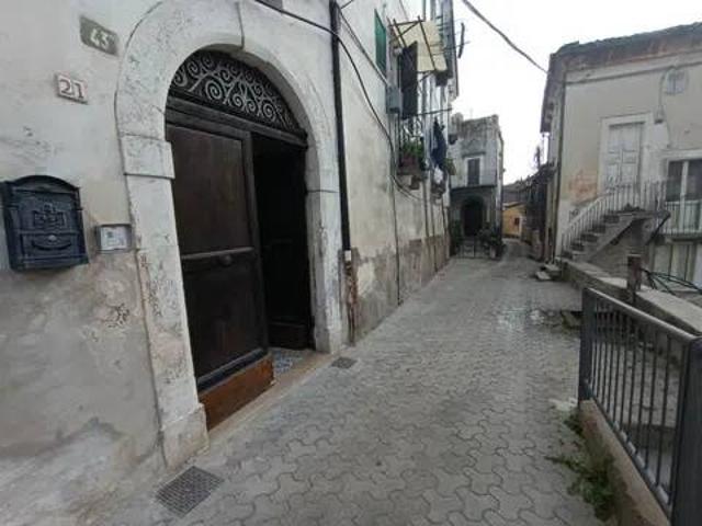 Villa Indipendente in vendita a Popoli, Abruzzo