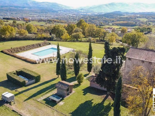 Villa Indipendente in vendita a Bibbiena, Toscana