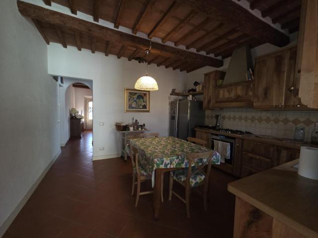 Villa Indipendente in vendita a Rughi, Porcari